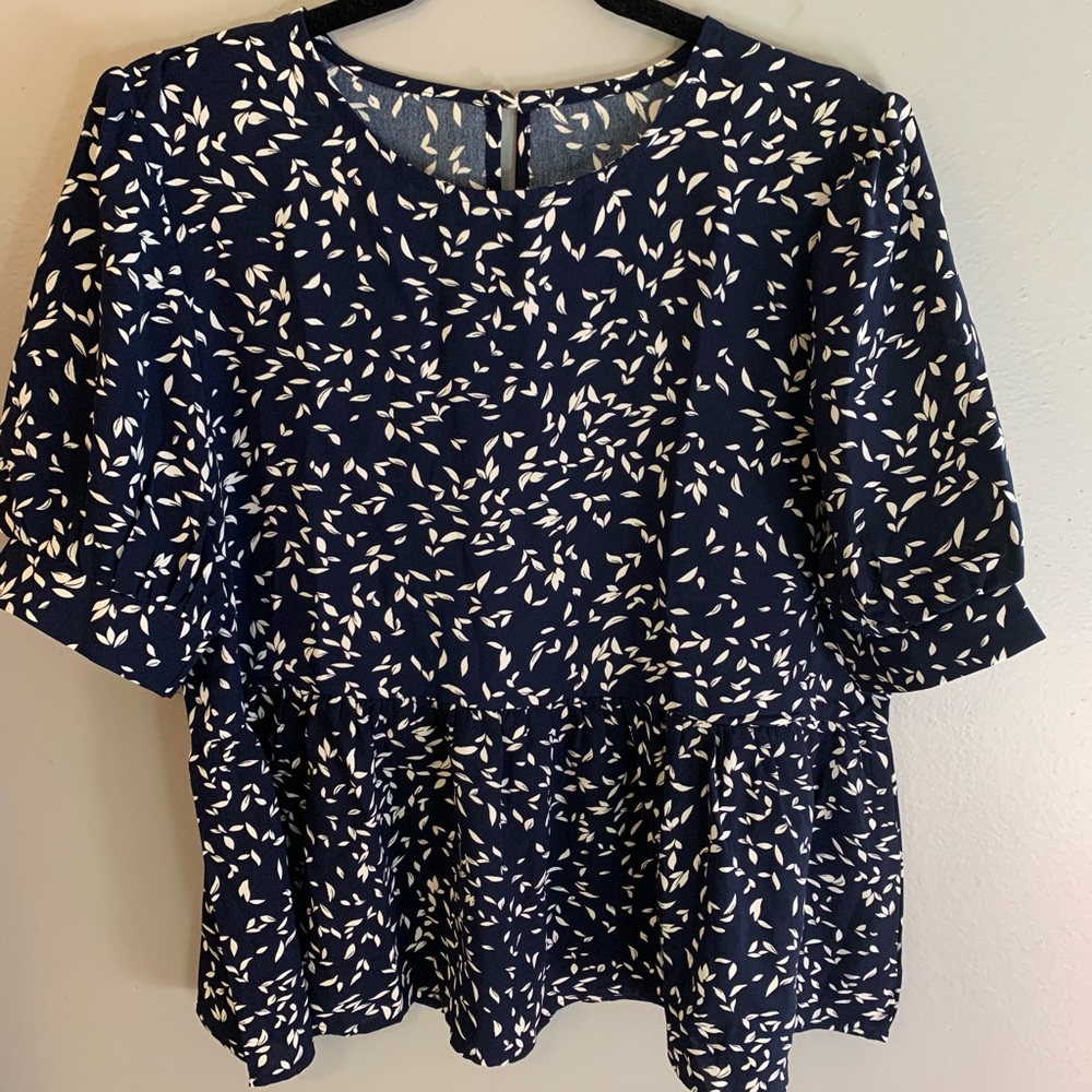 Shein Navy Blue with Cream Vine and Leaf Print Loose Peplum Top Size XL